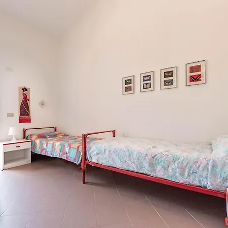 Villa Caletta Feraxi-muravera 3 Minuti Dal Mare San Priamo